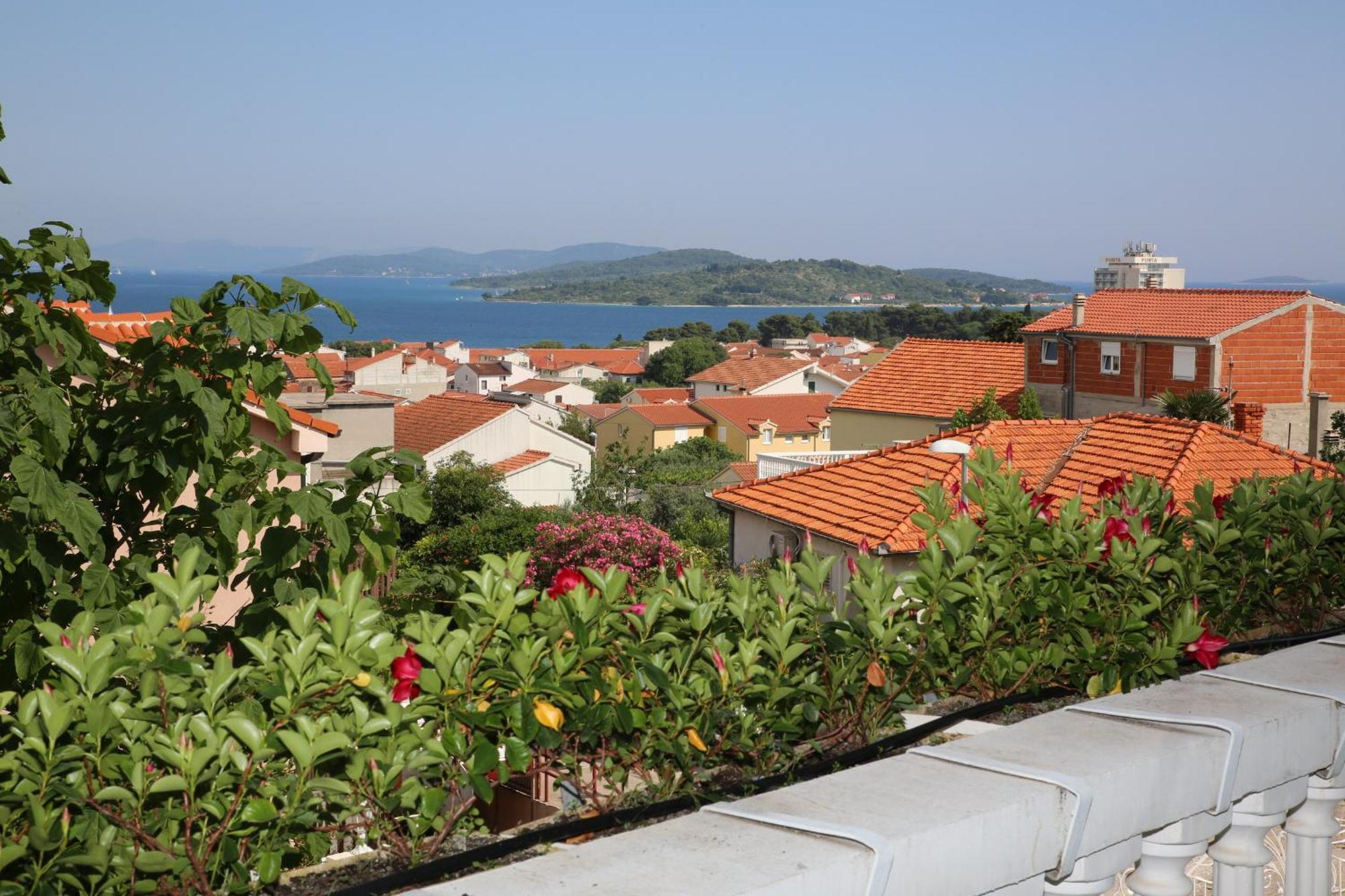 Apartments Katarine Zrinske Vodice Exterior foto
