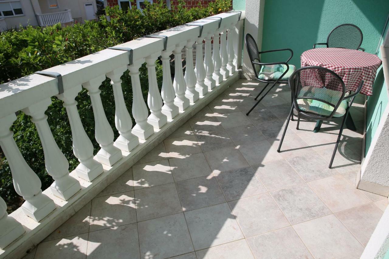 Apartments Katarine Zrinske Vodice Exterior foto